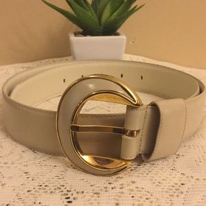 Liz Claiborne Cream/Nude Color Large Belt